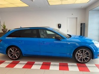 Bild 2: Audi A4 Avant 2.0 40 TDI S Line quattro S-Tronic Bild 2: Audi A4 Avant 2.0 40 TDI S Line quattro S-Tronic