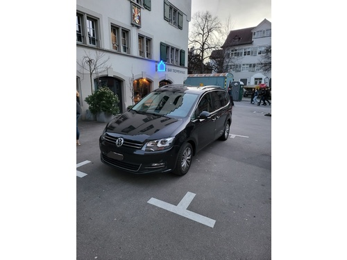 VW Sharan 2.0 TDI BlueMTA Design 4m