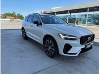 Bild 2: Volvo XC60 2.0 T8 TE Ultimate Dark eAWD Bild 2: Volvo XC60 2.0 T8 TE Ultimate Dark eAWD