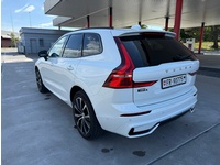 Bild 3: Volvo XC60 2.0 T8 TE Ultimate Dark eAWD Bild 3: Volvo XC60 2.0 T8 TE Ultimate Dark eAWD
