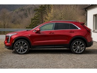 Bild 2: Cadillac XT4 2.0 T Premium Luxury AWD Bild 2: Cadillac XT4 2.0 T Premium Luxury AWD