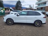 Bild 2: Porsche Cayenne 3.0 V6 S E-Hybrid