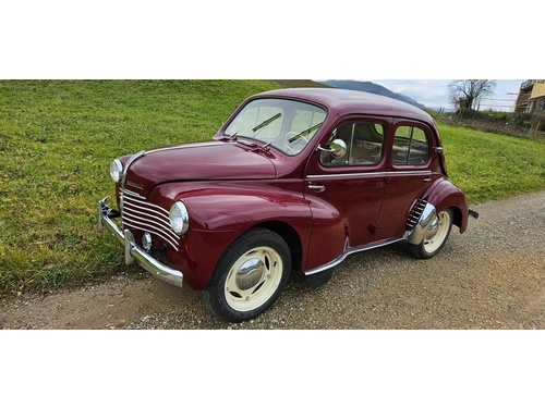 Renault 4CV