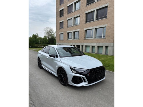 Audi RS3 Limousine 2.5 TFSI quattro S-Tronic