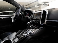 Bild 7: Porsche Cayenne 4.8 V8 GTS TipT Bild 7: Porsche Cayenne 4.8 V8 GTS TipT