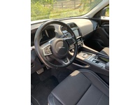 Bild 4: Jaguar F-Pace 2.0 T 250 R-Sport AWD