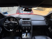 Bild 4: Jaguar E-Pace 2.0 T 200 Chequered Flag AWD Bild 4: Jaguar E-Pace 2.0 T 200 Chequered Flag AWD