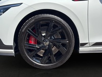 Bild 7: VW Golf VIII 2.0 TSI GTI Clubsport DSG Bild 7: VW Golf VIII 2.0 TSI GTI Clubsport DSG