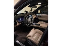 Bild 3: Volvo XC90 2.0 T8 TE Ultra Dark eAWD Bild 3: Volvo XC90 2.0 T8 TE Ultra Dark eAWD