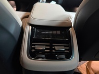 Bild 4: Volvo XC90 2.0 T8 TE Ultra Dark eAWD Bild 4: Volvo XC90 2.0 T8 TE Ultra Dark eAWD
