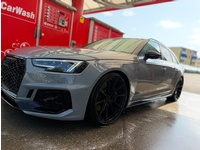 Bild 2: Audi RS4 Avant 2.9 V6 TFSI quattro T-Tronic Bild 2: Audi RS4 Avant 2.9 V6 TFSI quattro T-Tronic