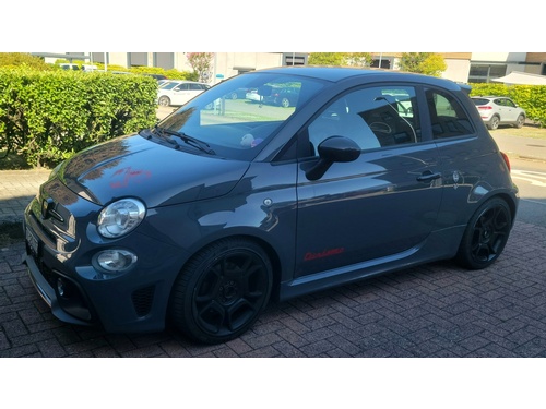 Fiat 595 Abarth 1.4 T-Jet 165 Turismo