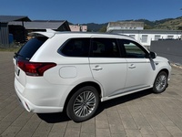 Bild 2: Mitsubishi Outlander 2.4 PHEV Diamond+ Bild 2: Mitsubishi Outlander 2.4 PHEV Diamond+