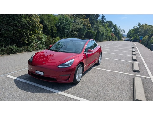 Tesla Model 3 Long Range D