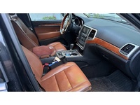 Bild 3: Jeep Grand Cherokee 5.7 V8 HEMI Overland