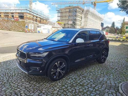 Volvo XC40 2.0 T5 Momentum AWD