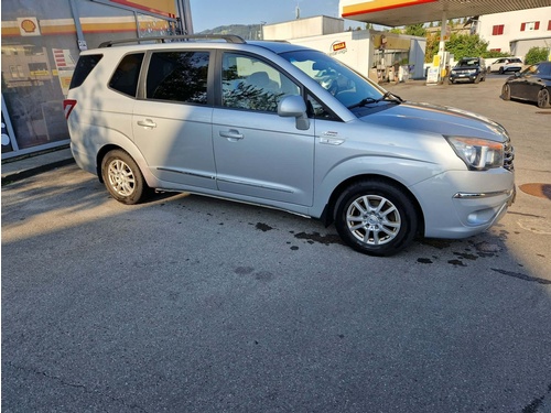 SsangYong Rodius SV 200 e-XDi 4WD Sapphire