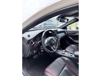 Bild 6: Mercedes-Benz A-Klasse W176 A 45 AMG 4m Bild 6: Mercedes-Benz A-Klasse W176 A 45 AMG 4m