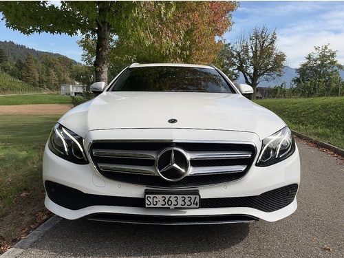 Mercedes-Benz E-Klasse S213 Kombi E 200