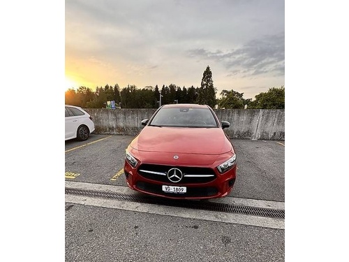 Mercedes-Benz A-Klasse W177 A 180 Night Star